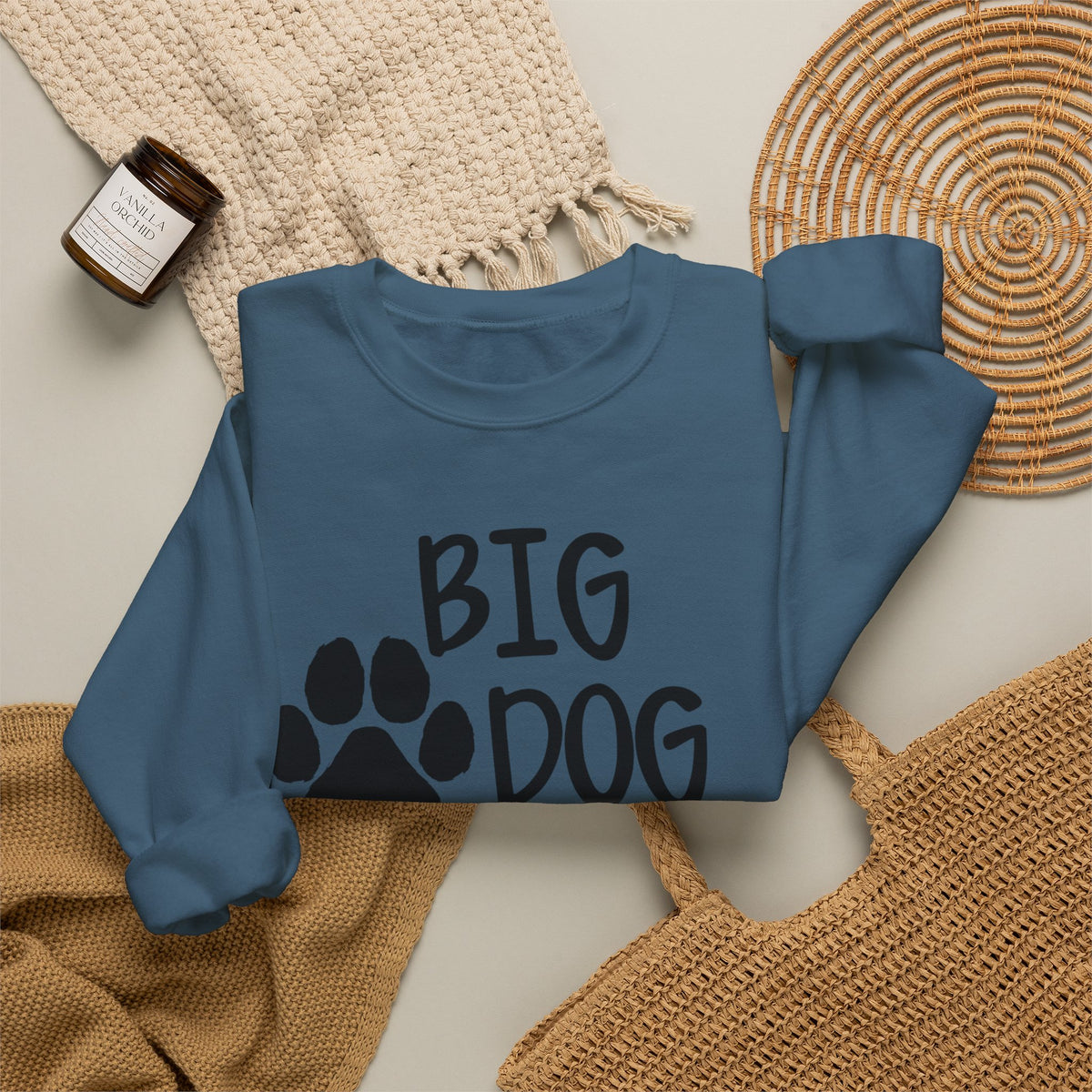 Big Dog Mama Paw Unisex Heavy Blend™ Crewneck Sweatshirt