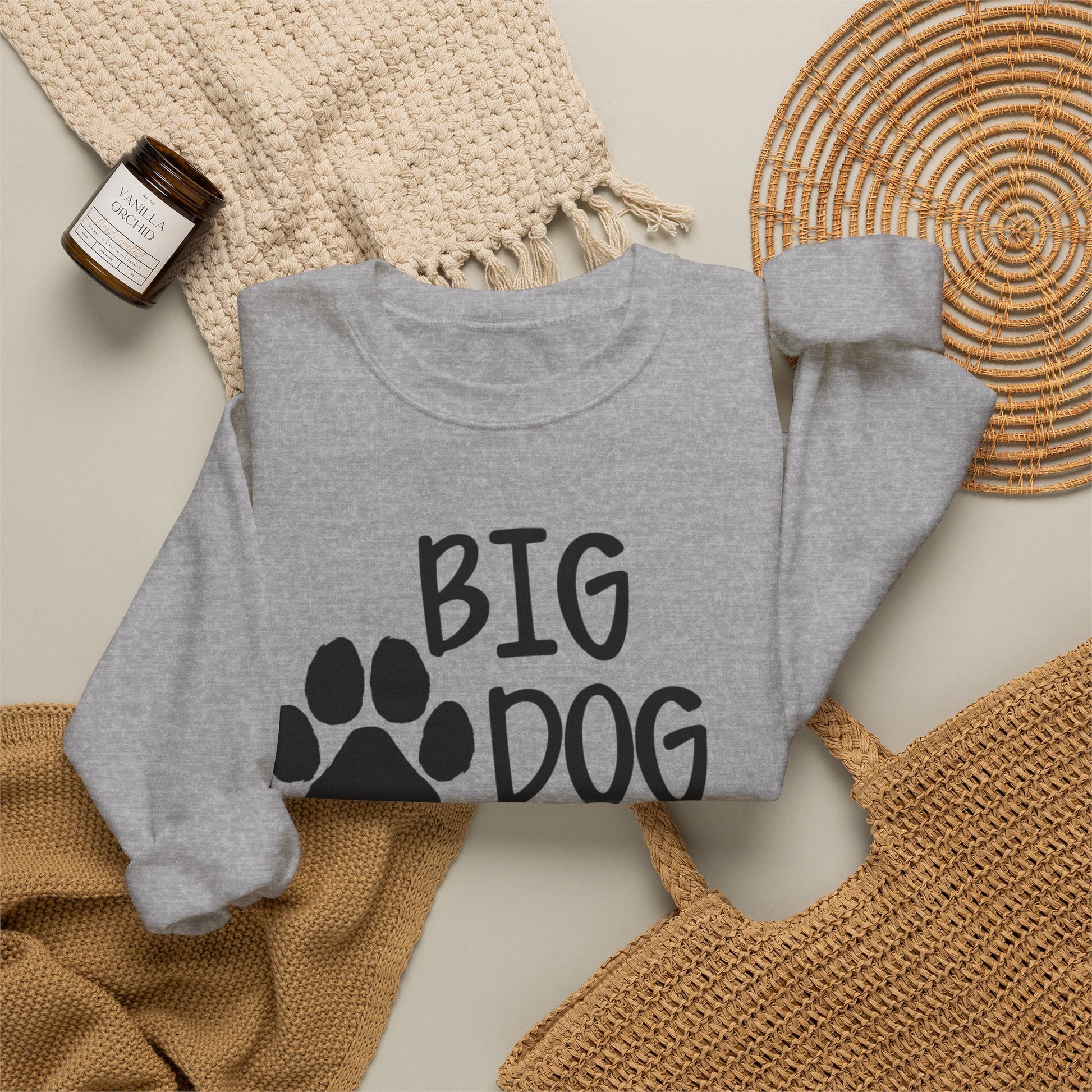 Big Dog Mama Paw Unisex Heavy Blend™ Crewneck Sweatshirt